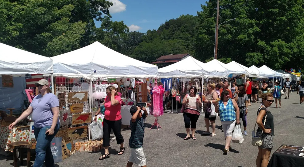 Lake Lure Arts & Crafts Festival - Highland Lake Inn & Resort